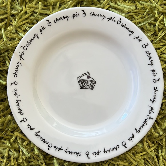 Pottery Barn desert plates - Picture 4 of 7